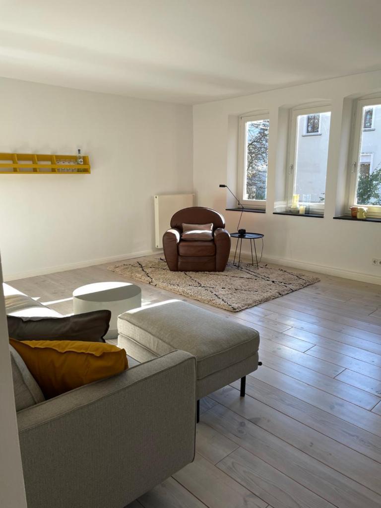 Haus Mit Tuermchen Apartment Solingen Exterior photo